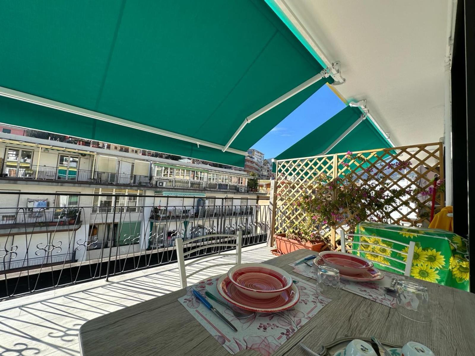 圣雷默Wh - Un Posto Al Sole - Attico Monolocale Con Parcheggio Gratuito - 5 Minuti Dal Centro - Wifi公寓 外观 照片